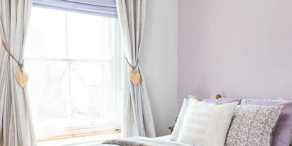 Relaxed roman shades