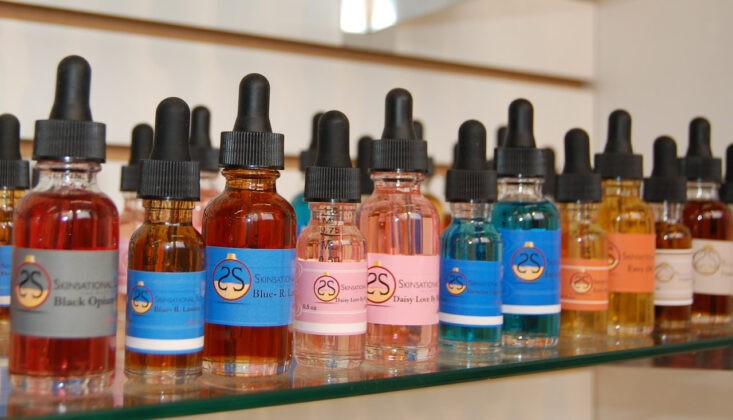 What Are Aromatic Oils And Their Benefits? -