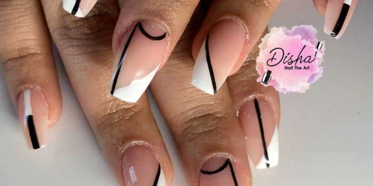 Gel Polish Nail Art Services In Noida