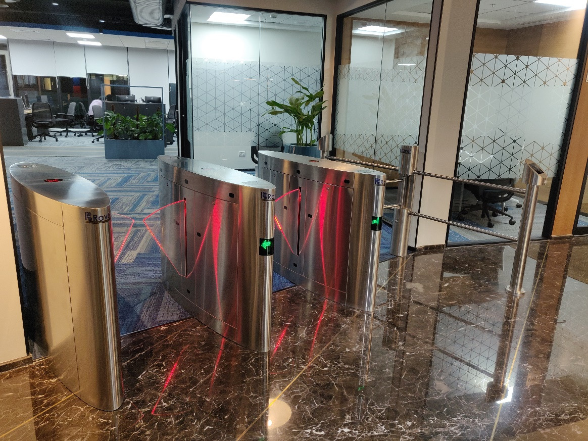 Advantages Of Using Technology Gates blog by Ravel Movement Control