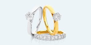 Moonstone Jewelry: All You Need to Know About This Ethereal Beauty