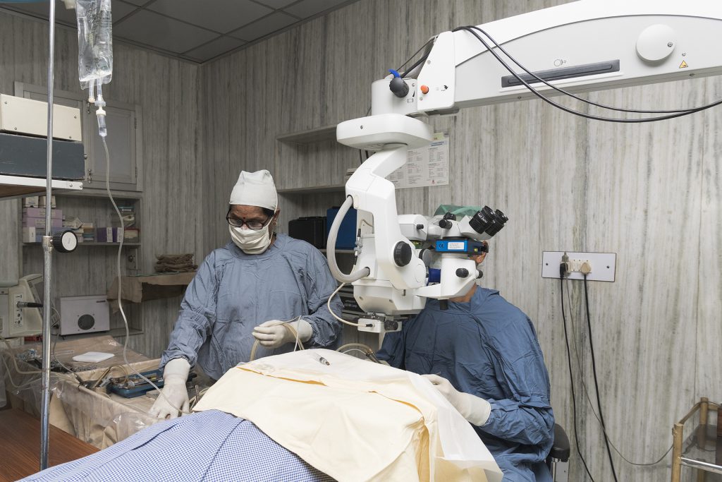 Treat Your Cataracts with the Best Eye Surgeons in Lucknow – Eye Hospital in Lucknow