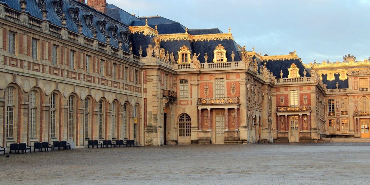 Living Like Royalty: Staying in Versailles' Charming Boutique Hotels