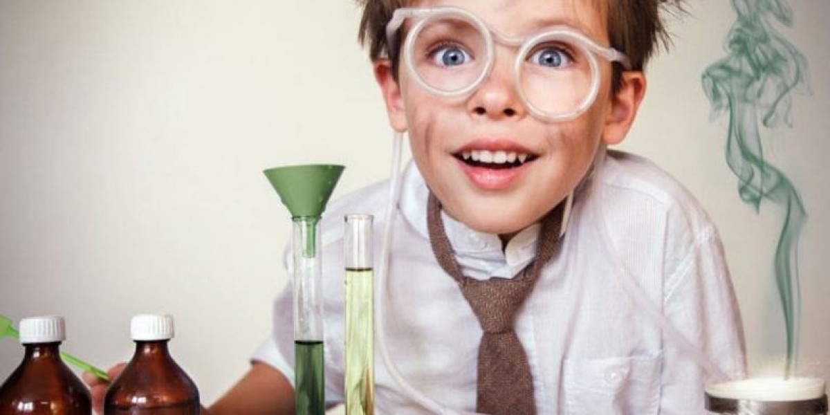 Unleashing Curiosity: Science Workshop for Kids in Canterbury