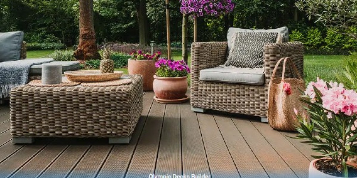 "Elevate Your Outdoor Experience: Crafting Four-Season Decks for Year-Round Enjoyment"