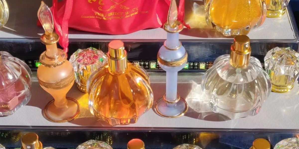 Exploring the Rich History of Oud Perfume