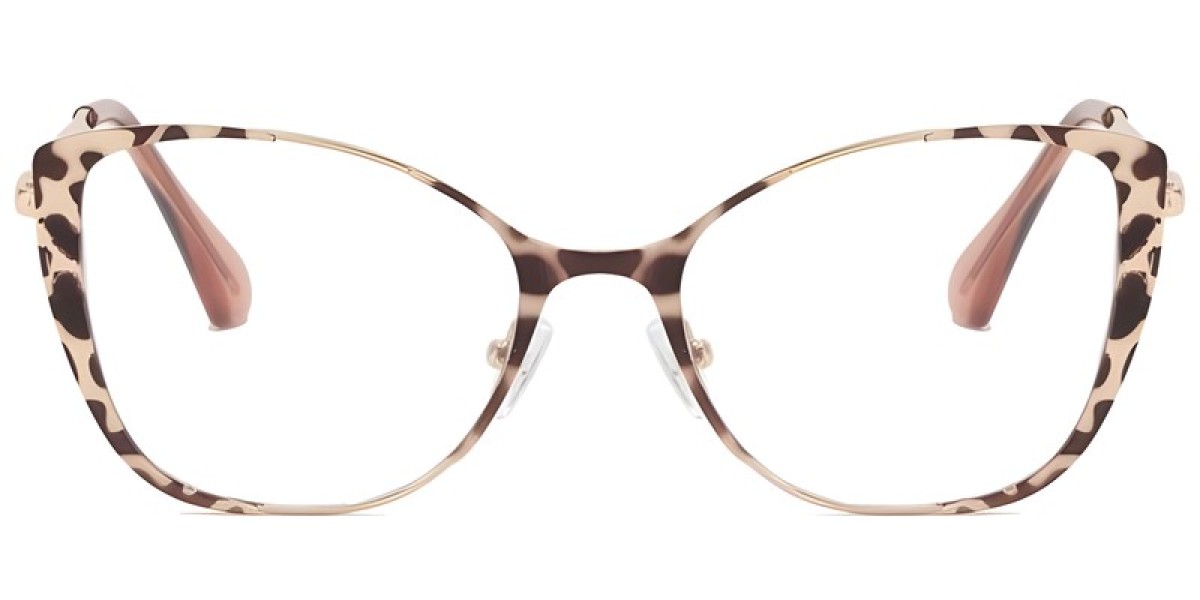 Wearing Eyeglasses To Change Your Style In Another Way