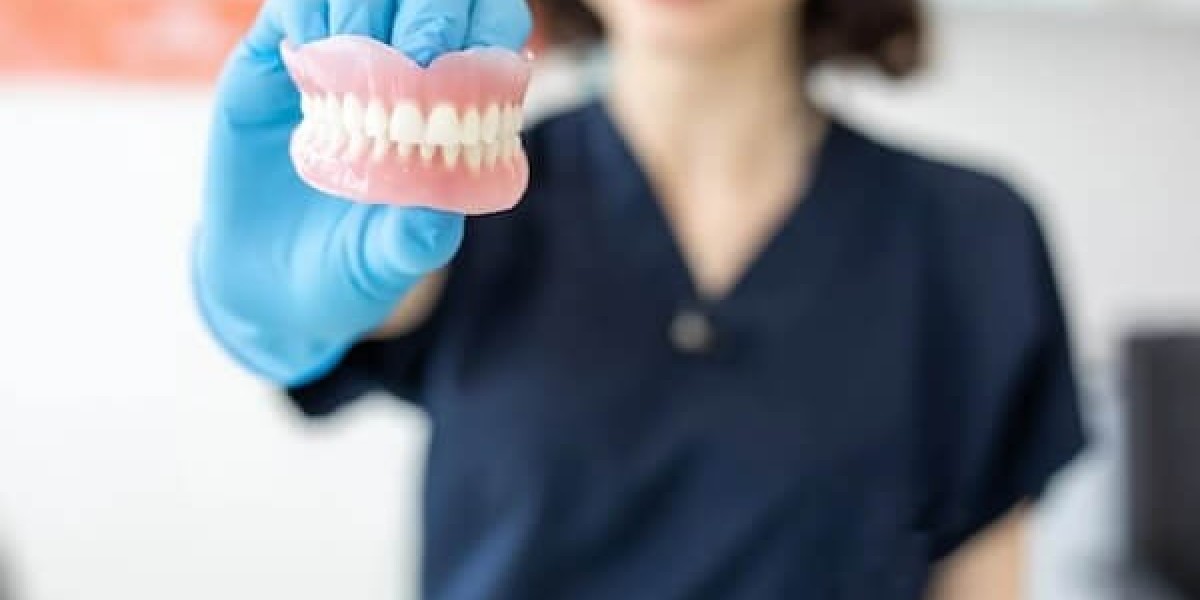 A Comprehensive Guide to Dentures and Partial Dentures in Las Vegas