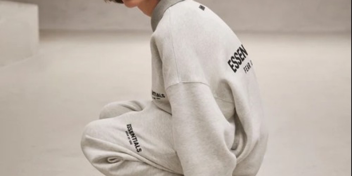 The Essential Fear of God Hoodie: A Modern Streetwear Icon