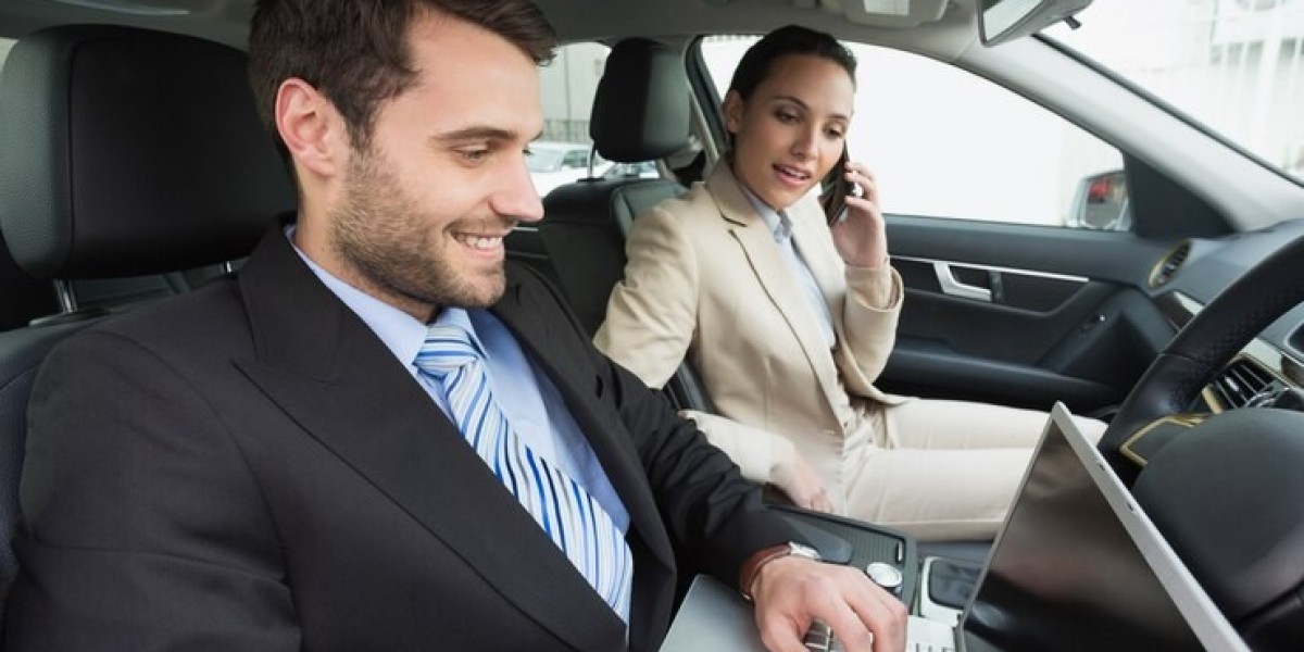 Charter Service in Detroit is Perfect for Corporate and Group Travel