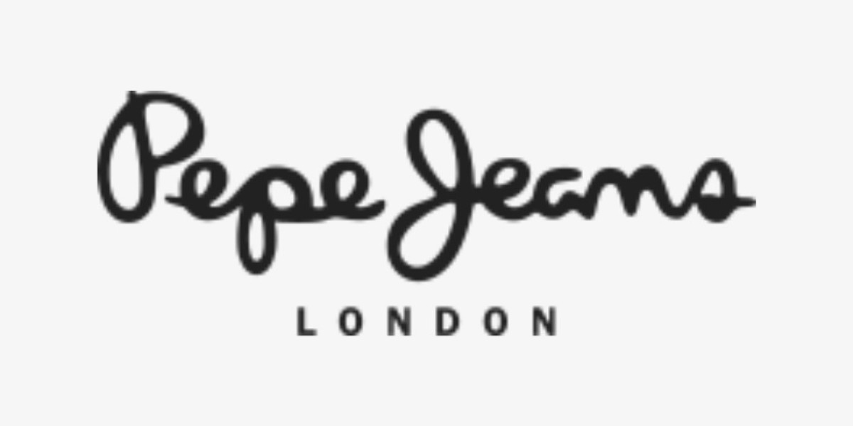 Upgrade Your Wardrobe with Pepe Jeans Women’s T-Shirts