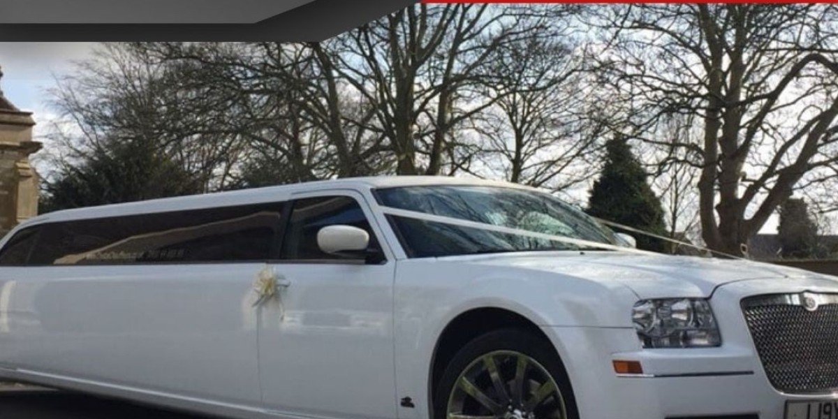 Luxury Limo Hire in London: Affordable Wedding Elegance