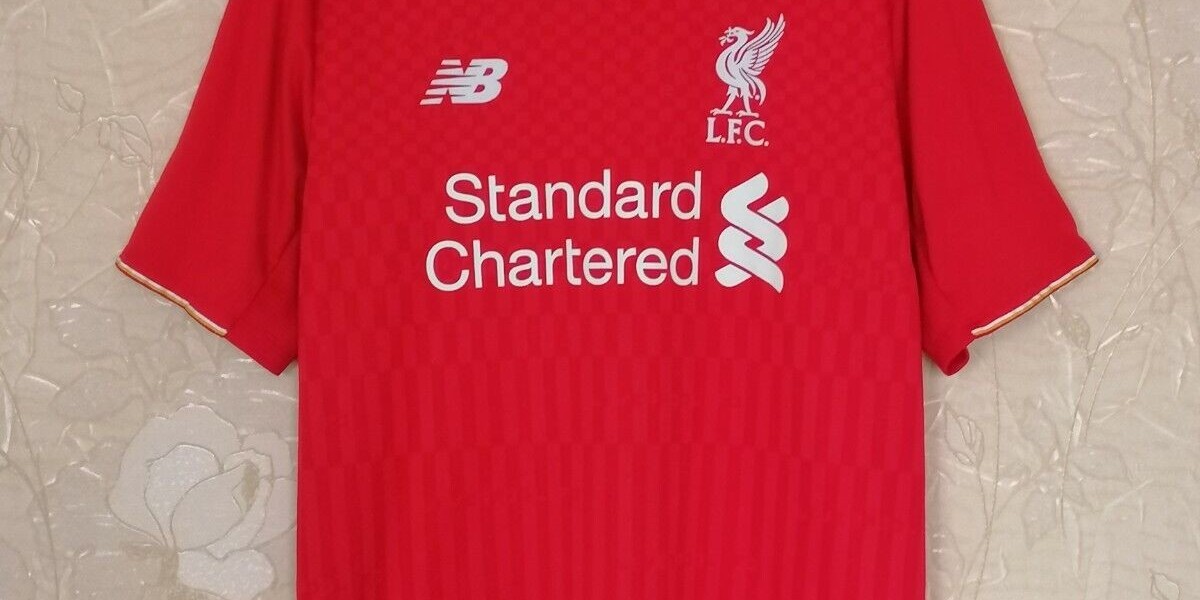 Camiseta Liverpool: Historia, Pasión y Diseño que Trasciende