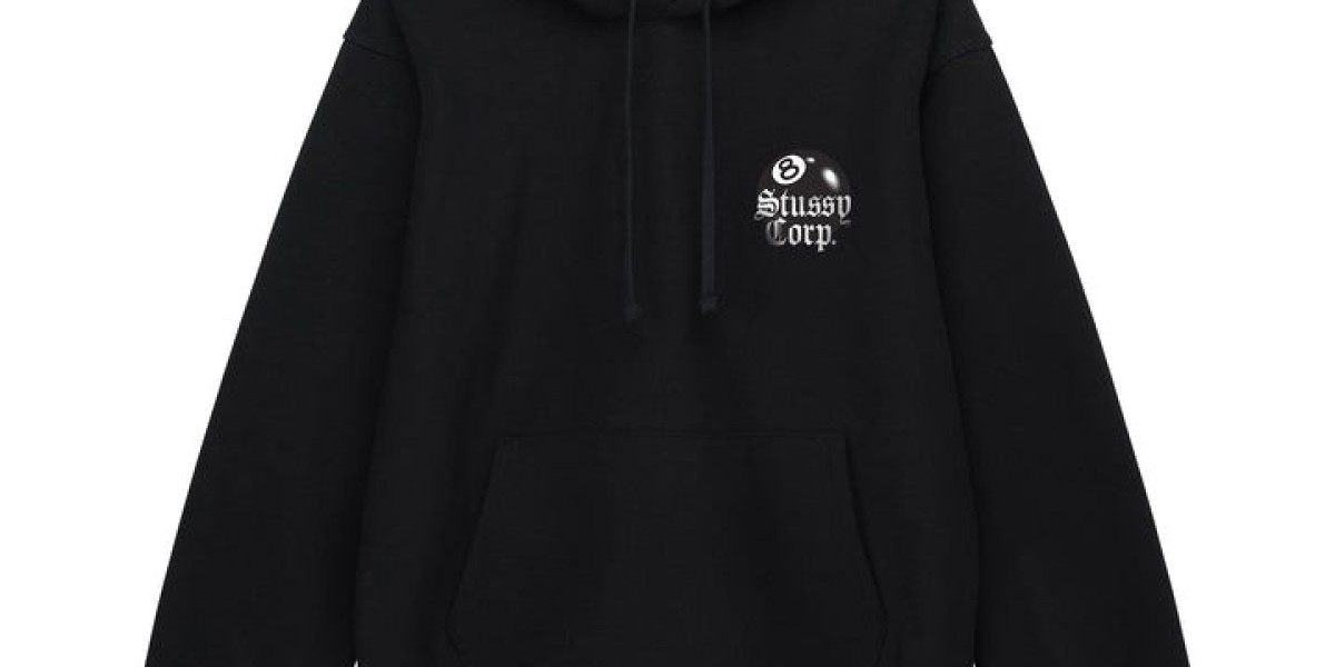 Surf Meets Street: Stussy Hoodies in the Spotlight