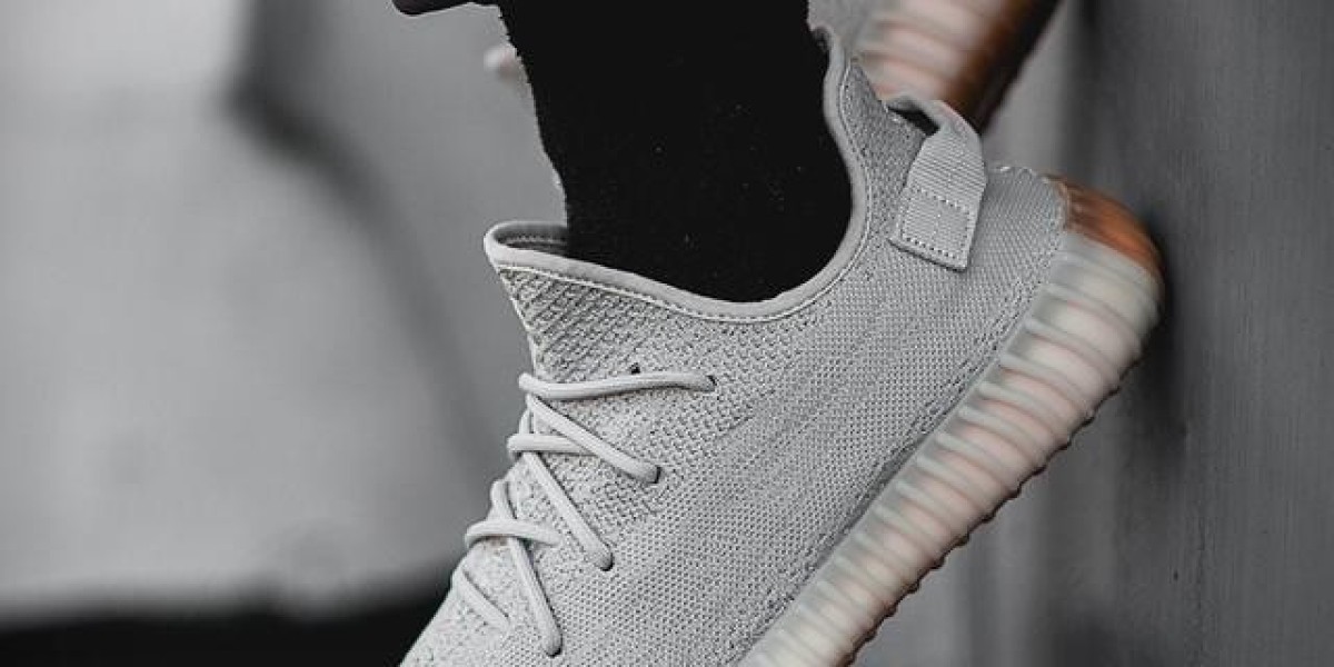 Yeezy 風靡全球：探索 Adidas Yeezy 椰子鞋的獨特魅力