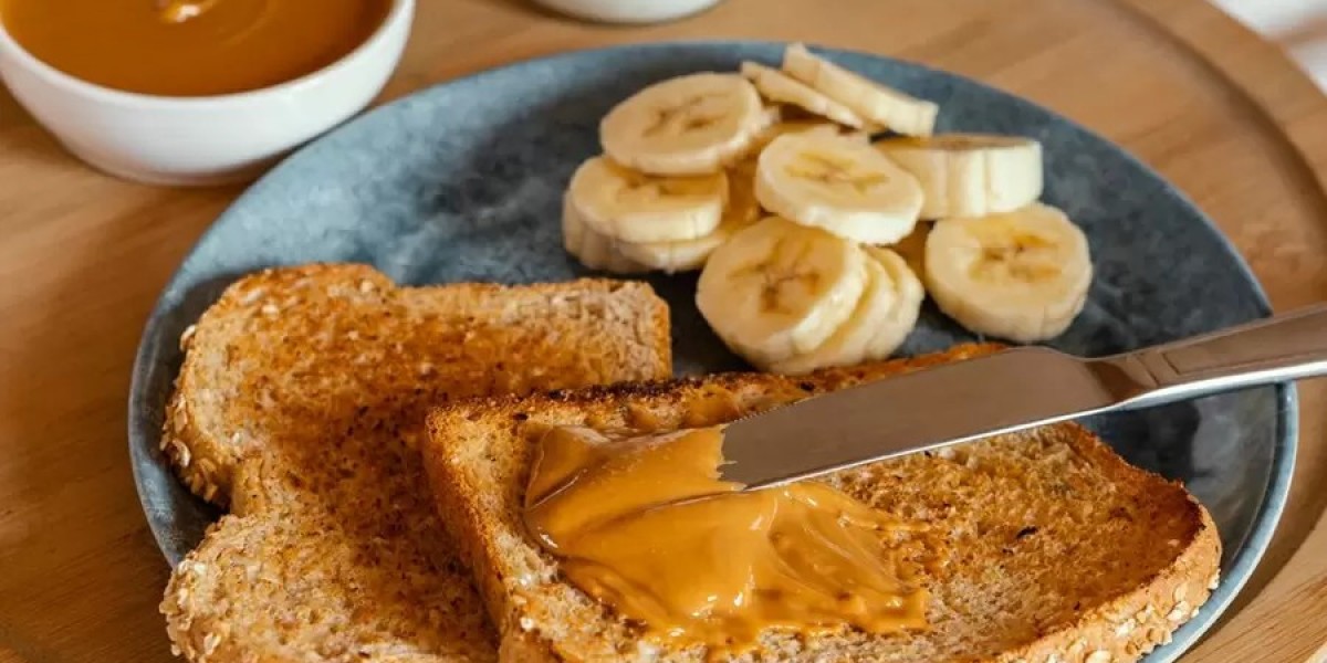 5 Creative Ways to Add Peanut Butter to Your Breakfast