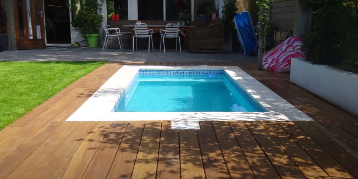 The Ultimate Checklist for Swimming Pool Deck Maintenance