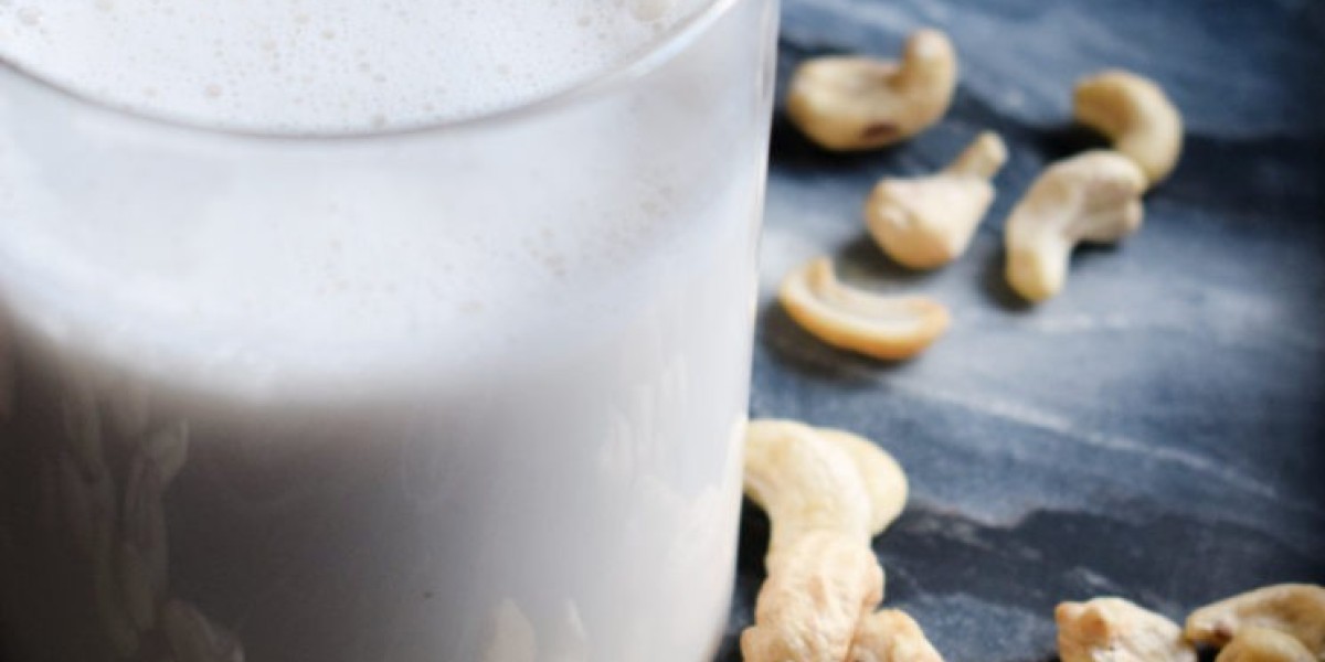 Cashew Milk Market Research & Competition: A Comprehensive Analysis of Leading Players