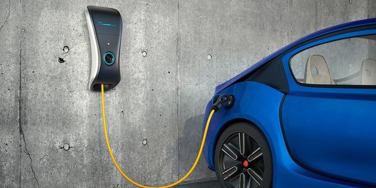 Ultra-fast EV Charging Station Market Assessment: Key Technologies, Investment Trends, and Market Forecast