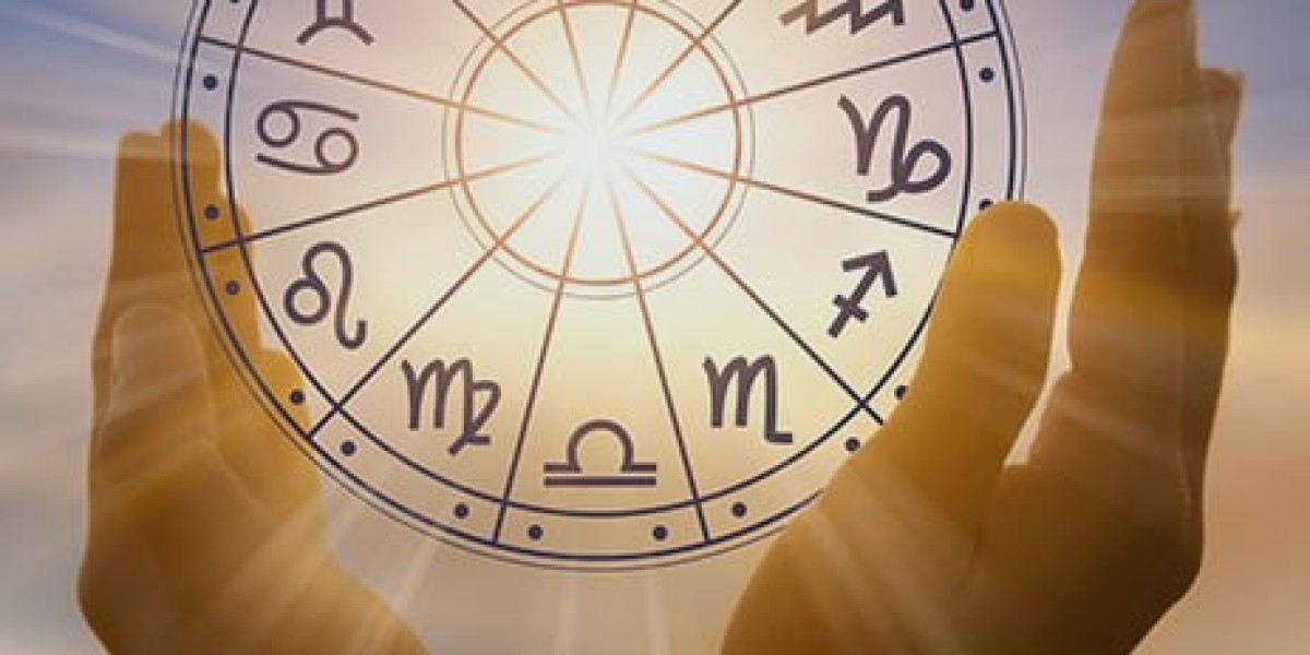 Consult Famous Astrologer in Ahmedabad for Accurate Predictions and Guidance