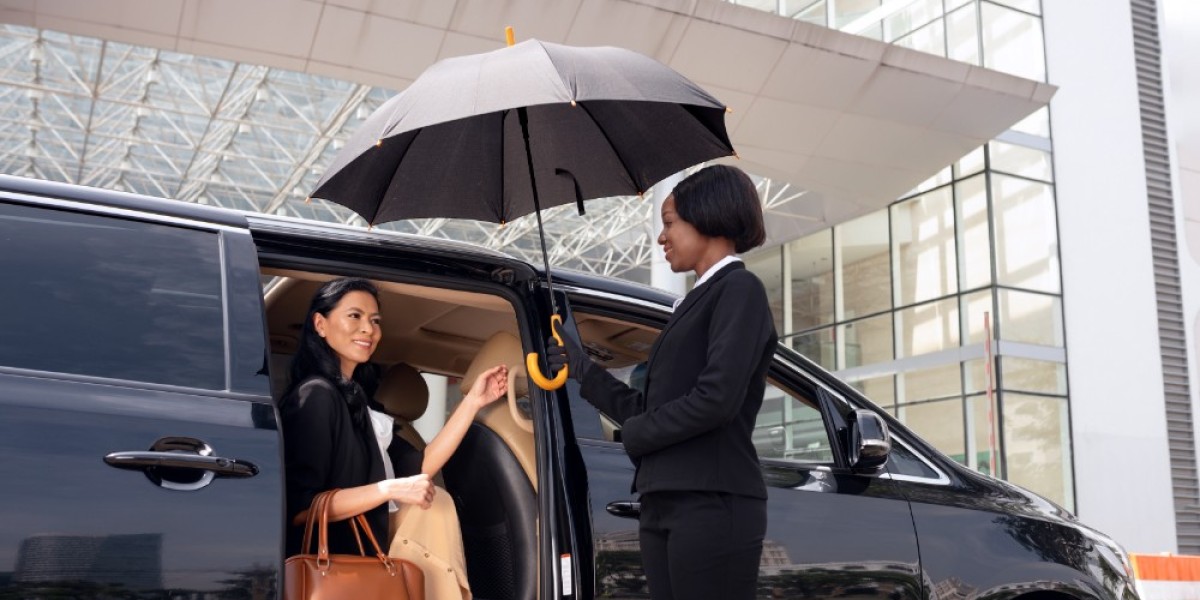 Choosing the Right Corporate Transportation Service for Your Business Needs