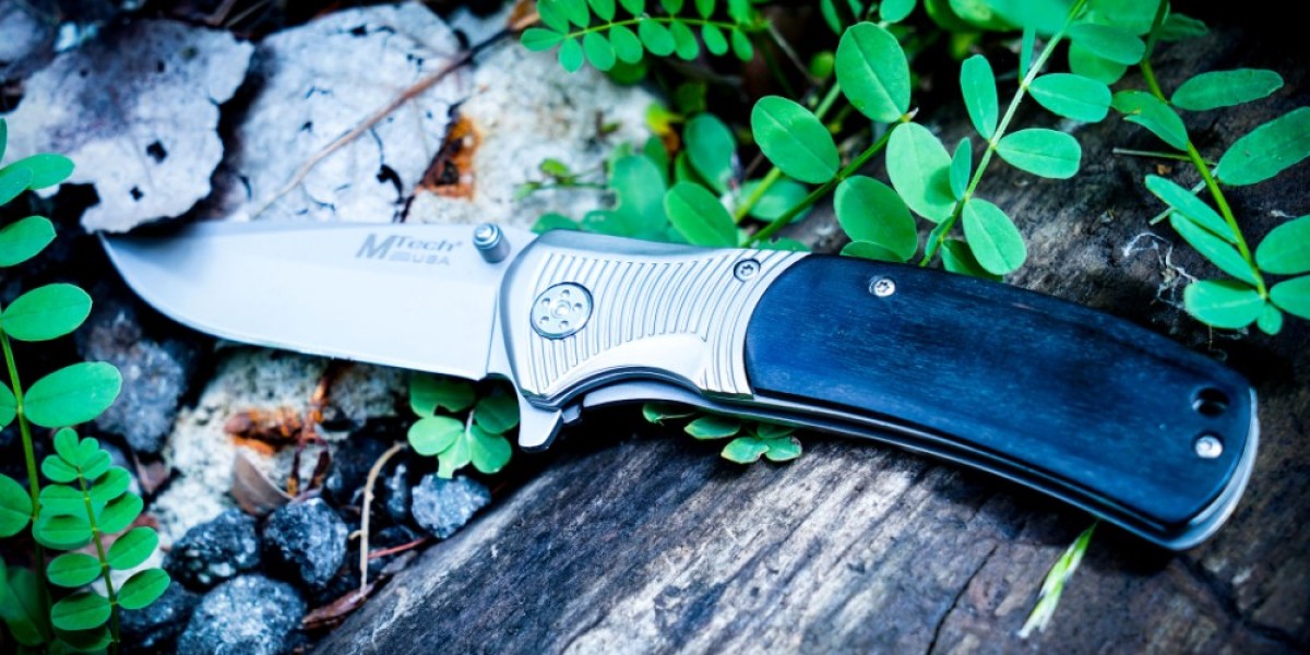 The Texas Survival Knife: A Guide to Features, Uses, and Benefits