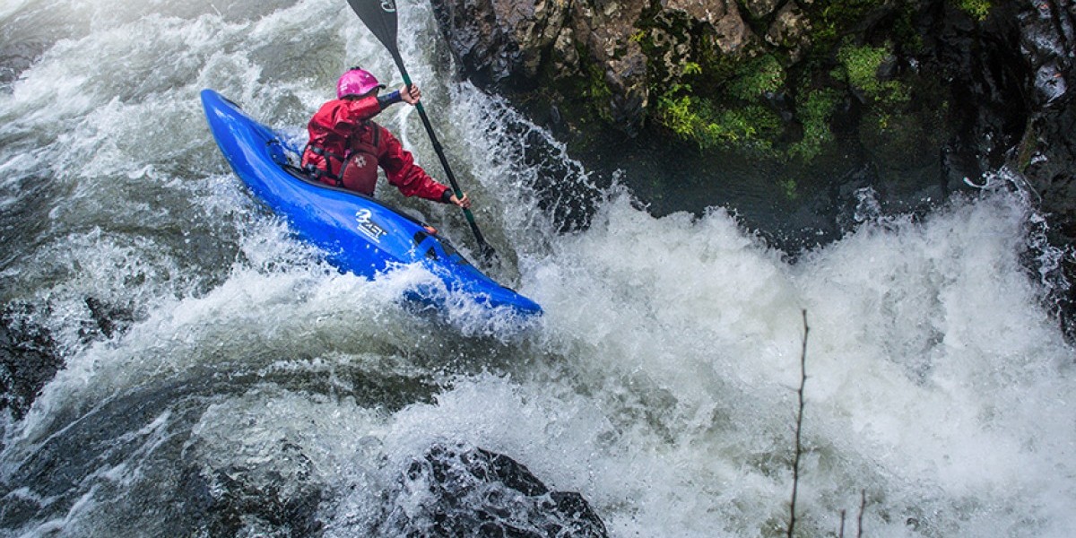 Exploring the Great Outdoors: A Guide to Kayaking in Kenya