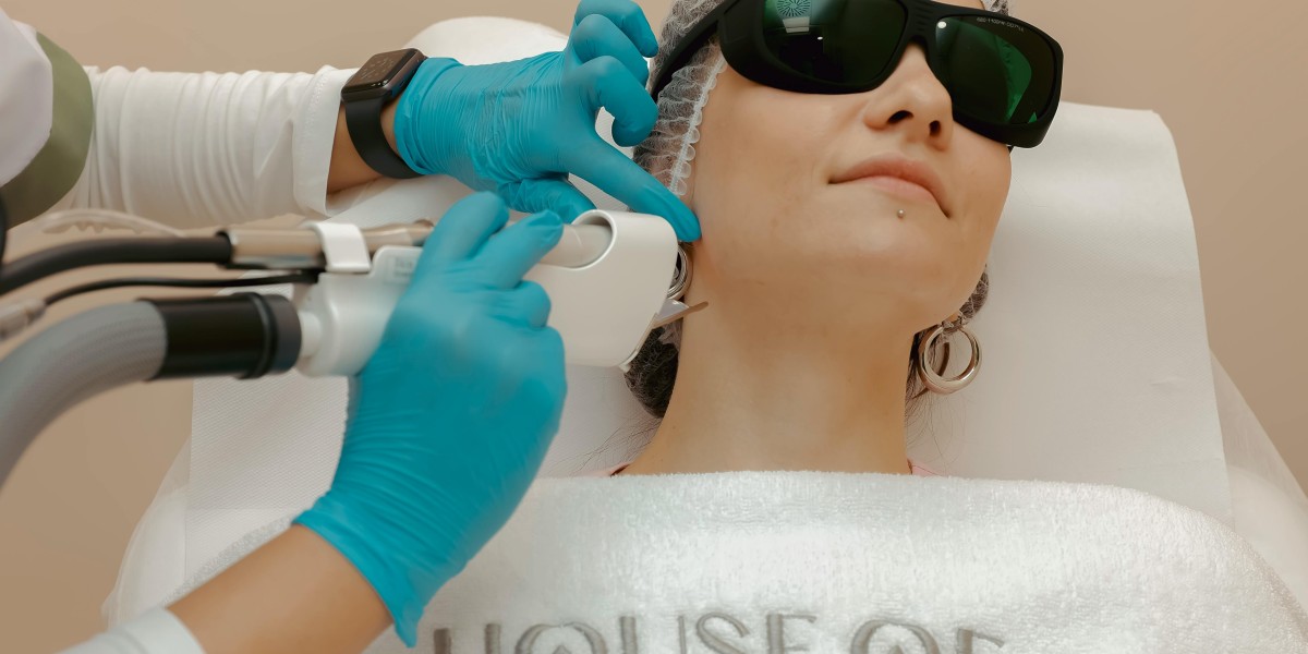 AdvaTX Laser: The Future of Skin Rejuvenation and Scar Removal