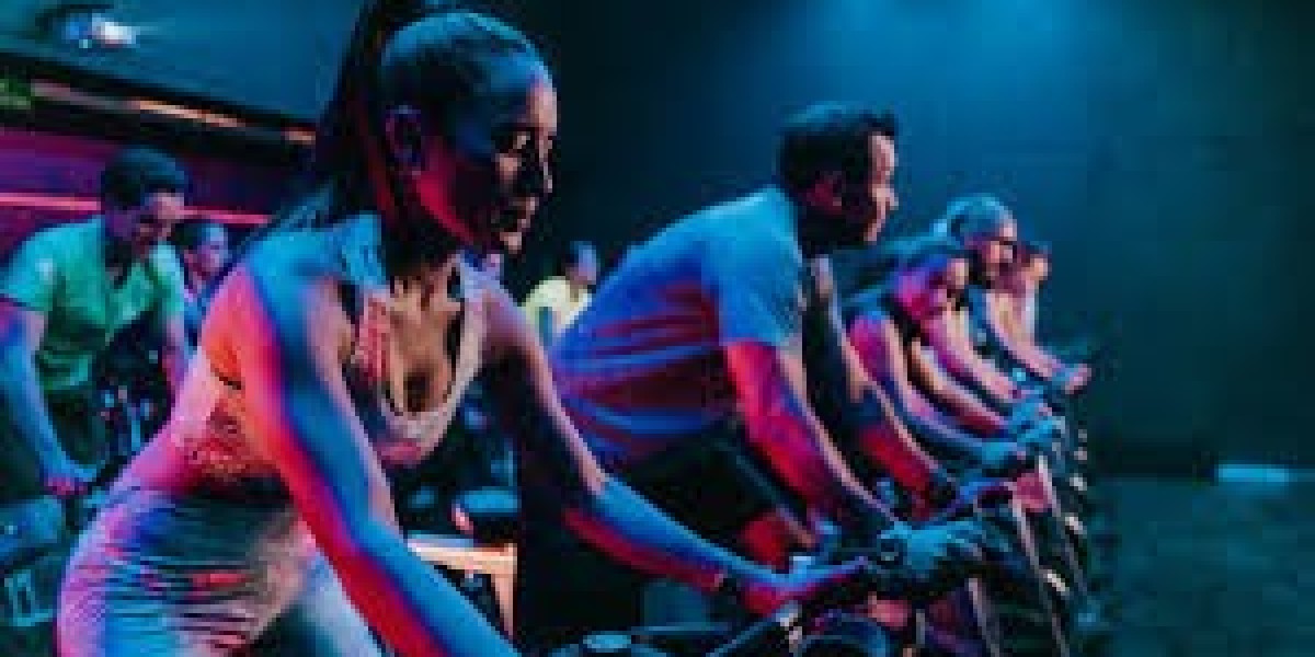 Burn Calories and Boost Wellness with an Indoor Cycling Class