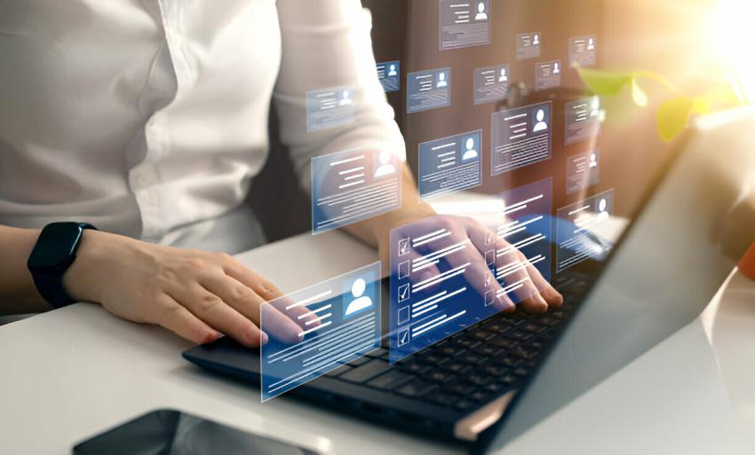 How I Transformed My HR Operations With Cloud HR Software In The UAE - written by Jenny Jane on Sociomix
