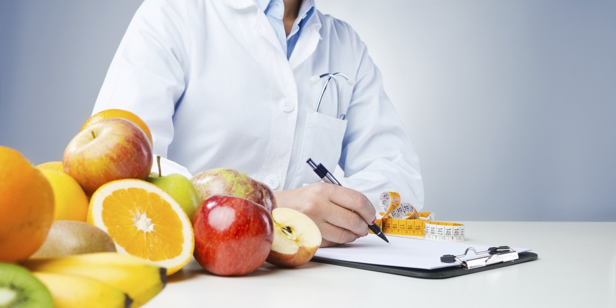 The Best Dietician in Dubai: Why Choosing the Right One Matters