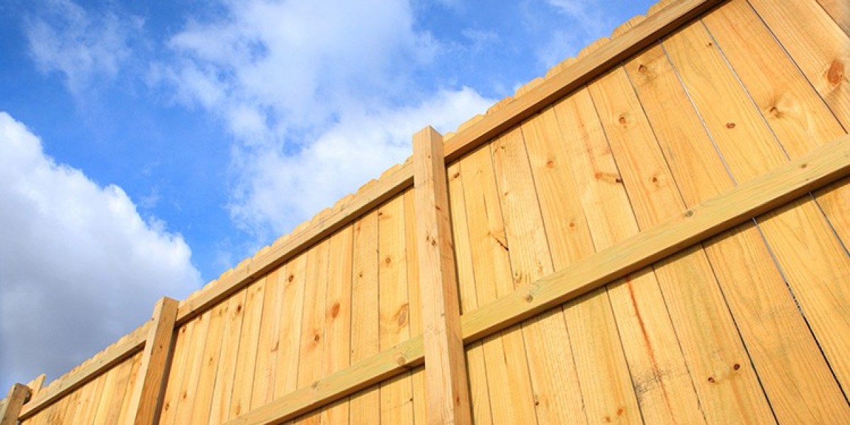 Professional Wood Fence Installation – Built for Strength & Beauty