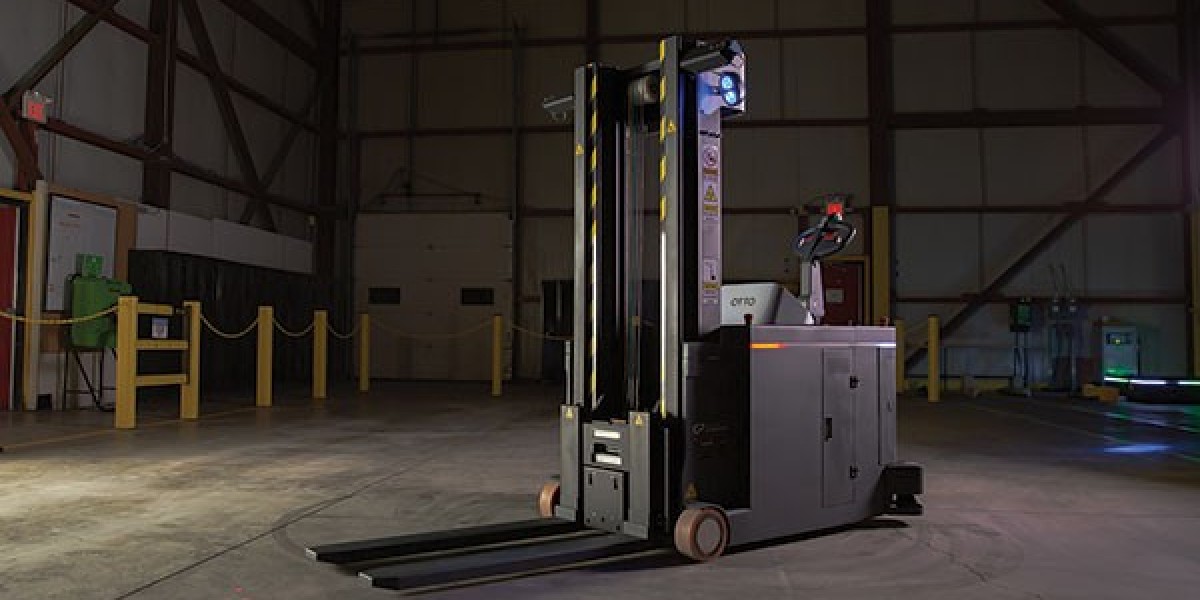 The Autonomous Forklift Market: Innovations, Trends, and Challenges Shaping the Future of Material Handling