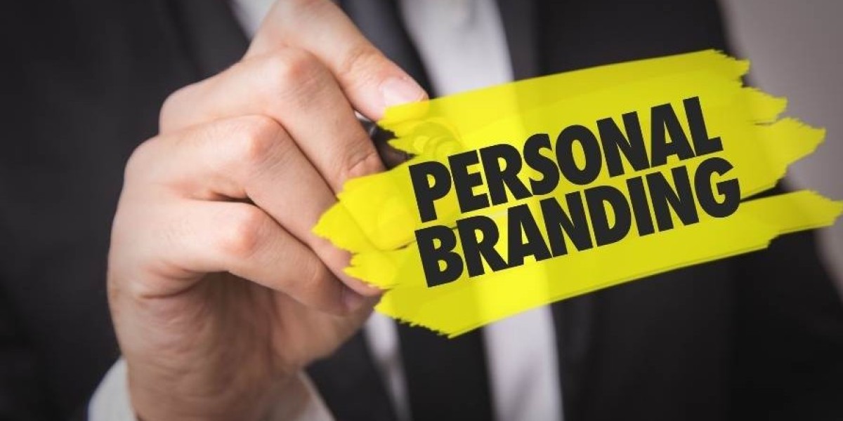 Personal Branding Coach: Build a Strong Professional Image