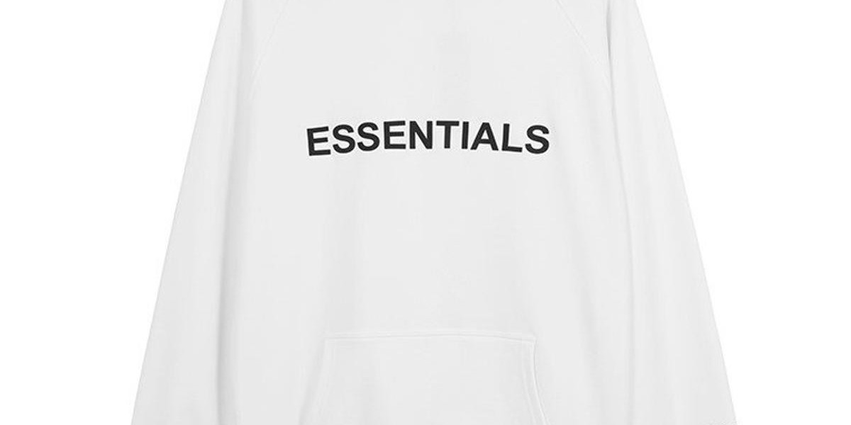 Essentials Clothing: The Perfect Blend of Style and Comfort