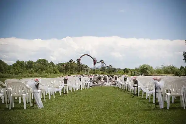 Welcome to Sweet Haven Barn, One of The Best Outdoor Wedding Venues in Alberta – Sweet Haven Barn