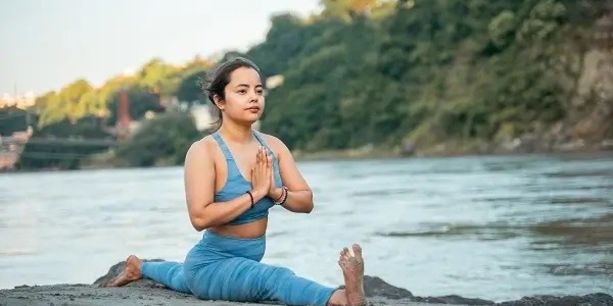 200 Hour Yoga Teacher Training In Rishikesh