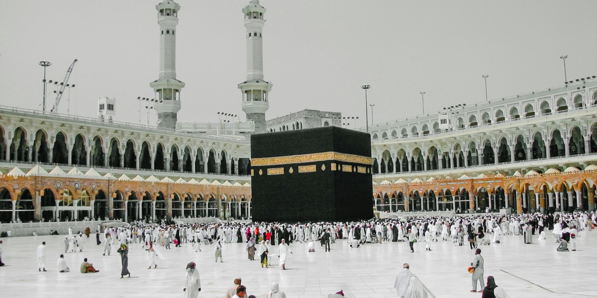 How Much Does Hajj and Umrah Cost?