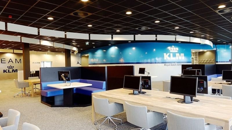 Zoom Airlines Amsterdam Office in Netherlands - AirlinesOfficeAddress