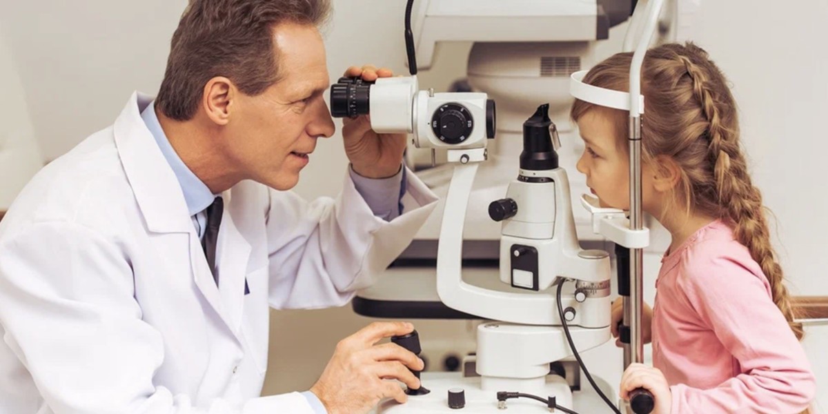 Choosing the Right Pediatric Eye Doctor Tamarac Matters for Your Child’s Vision