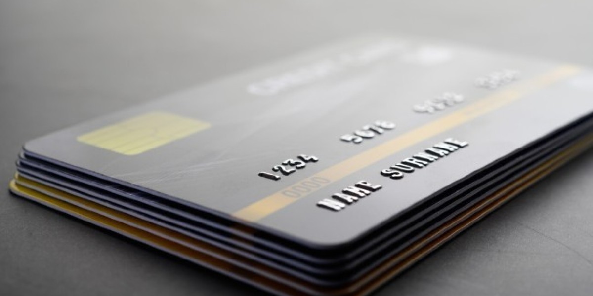 Premium Credit Card Market Potential: How Banks and Fintechs Are Tapping Into Elite Spending Habits