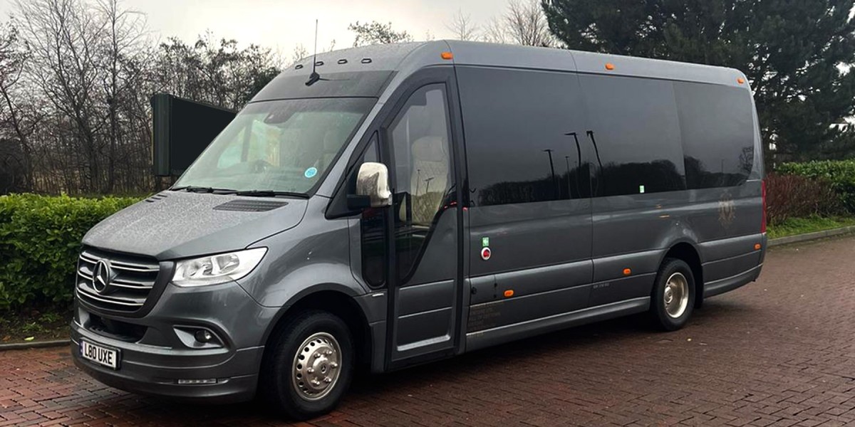 Minibus Hire in Gatwick: Convenient and Affordable Group Transport