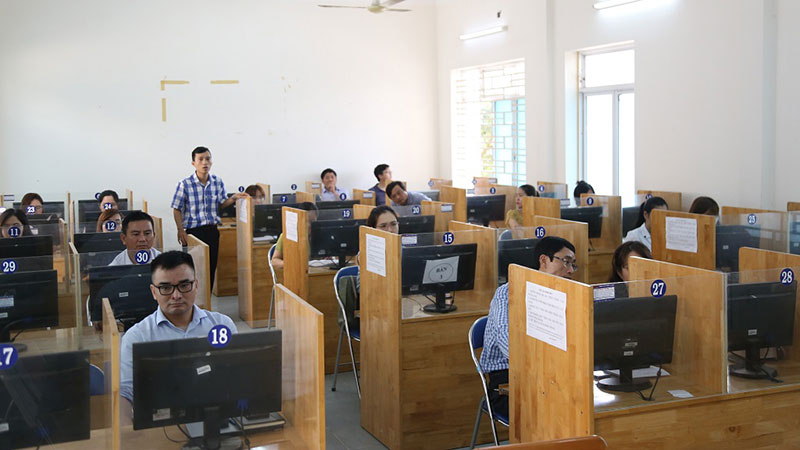 Hướng dẫn cách làm phần thi Reading VSTEP C1 theo mẫu đề 2024