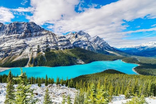 Explore Banff Tour Package for Scenic Adventures & Relaxation