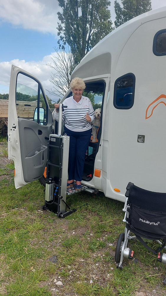 Motorhome Step Lift for Horse Shows | Regain Your Travel Freedom with Motorstep