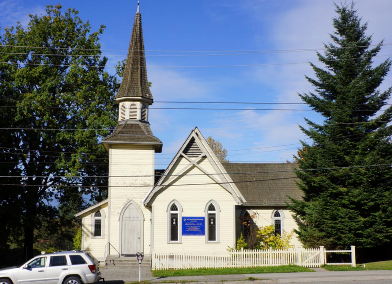 Buying History: The Charm and Challenge of Old Churches on a Budget | Articles | Church for Sale | Gan Jing World - Technology for Humanity | Video & Movie Streaming