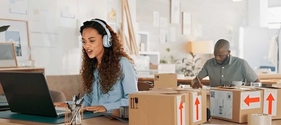Why Fast Response Matters in Ecommerce Help Desk Support