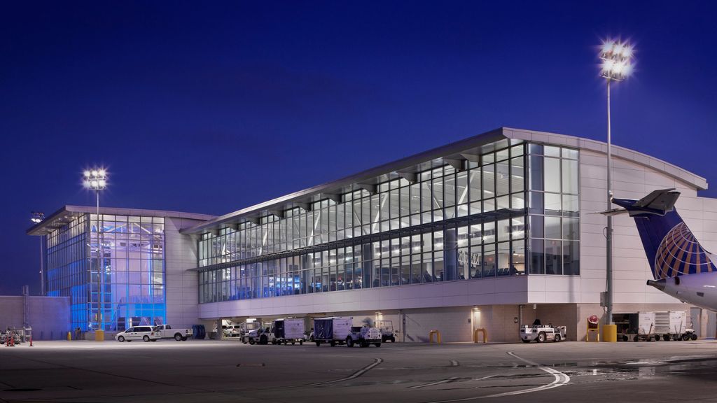 Spirit Airlines IAH Terminal - George Bush Intercontinental Airport