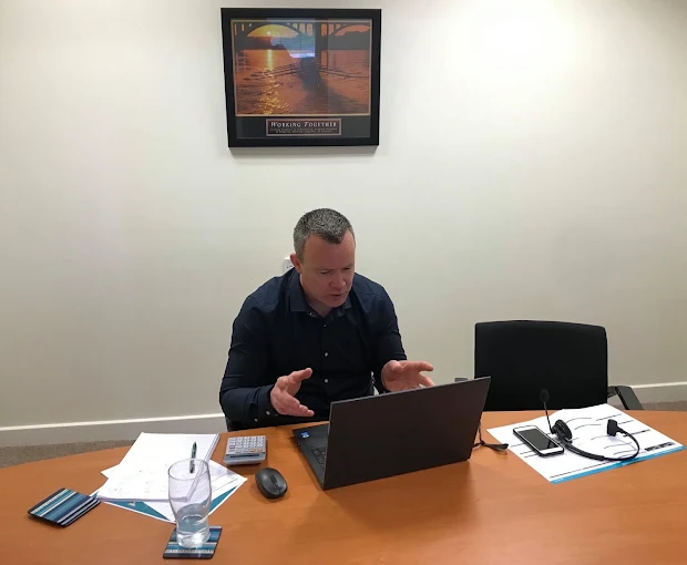 Why are Financial Advisors Necessary for Self-Employed Professionals? - Catch That Story