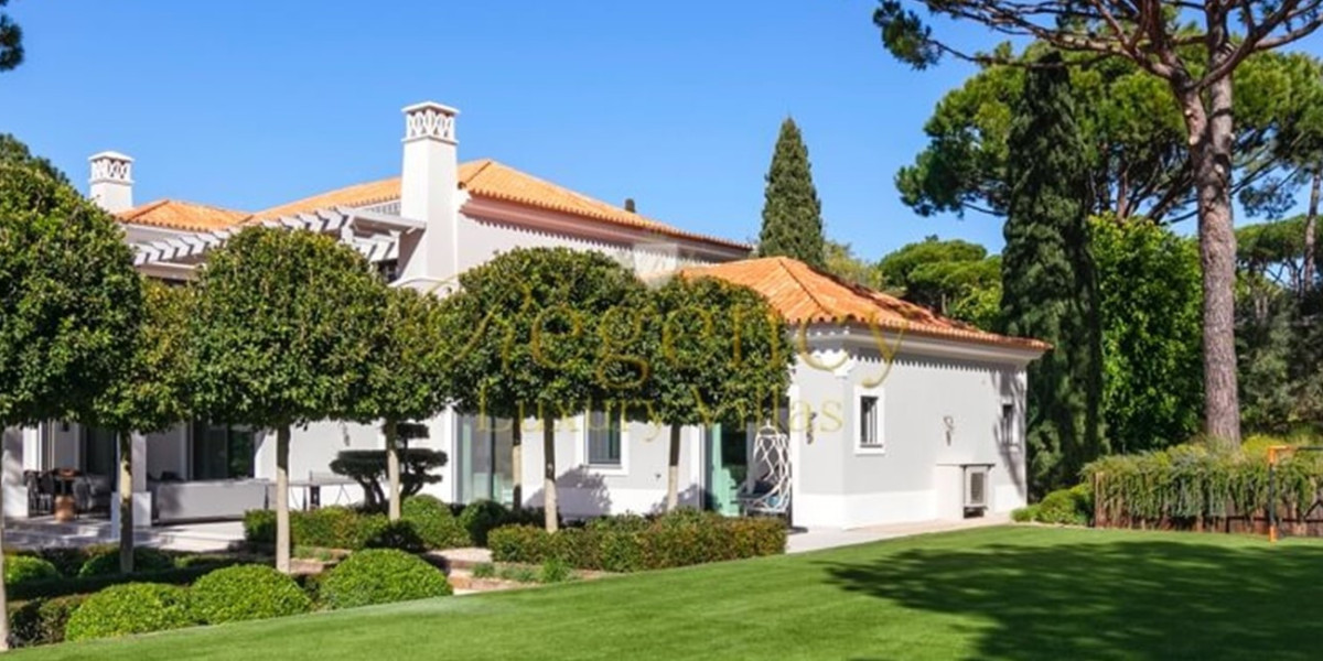 What Are the Best Luxury Villas to Rent in Vilamoura for a Dream Algarve Getaway?